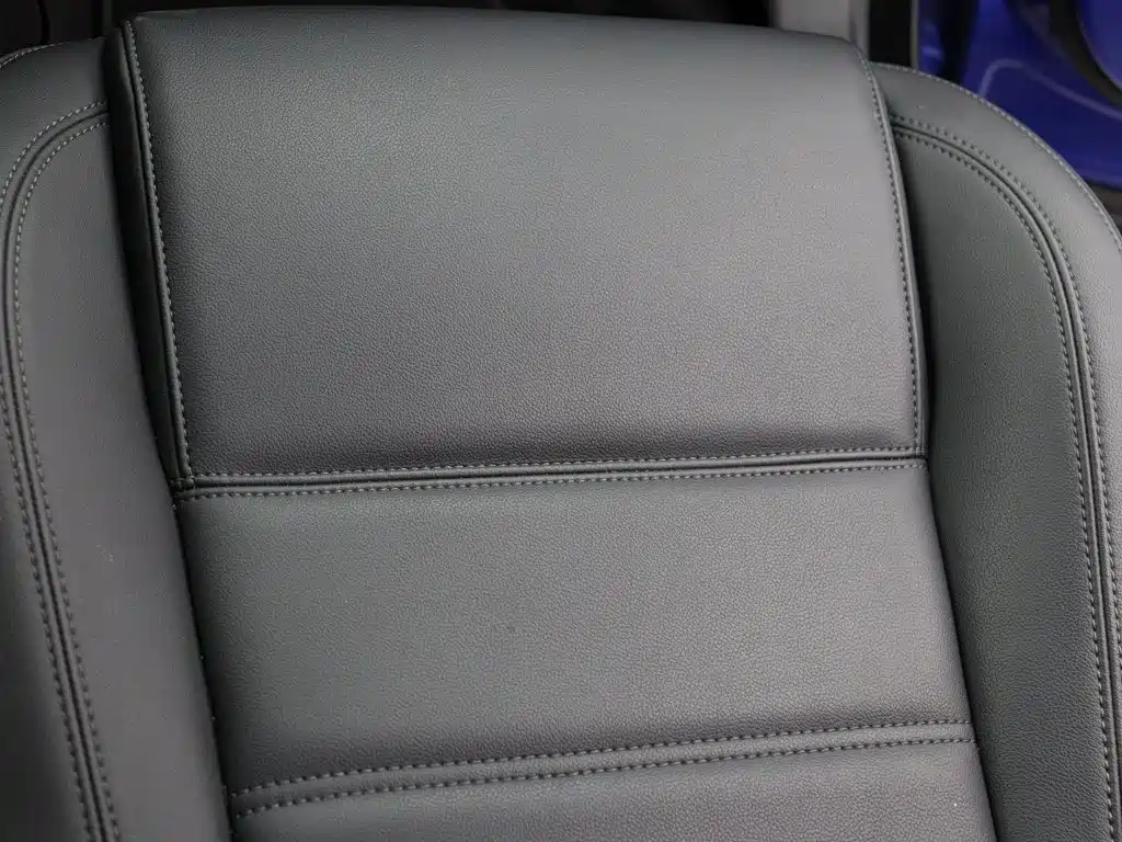 Jaguar E-PACE — миниатюра 19