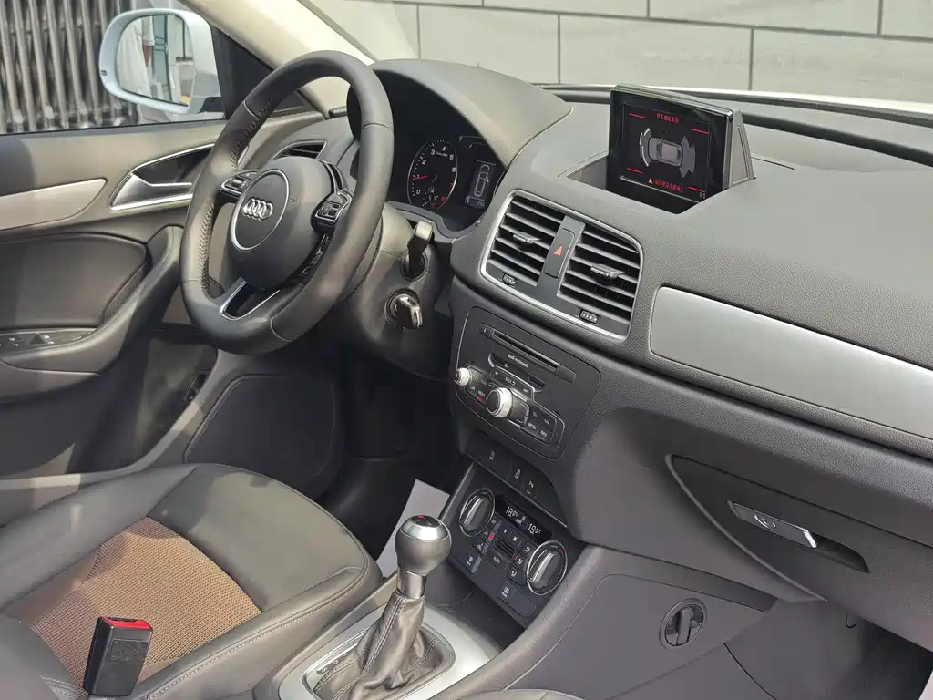Audi Q3 2017 30 TFSI Fashion