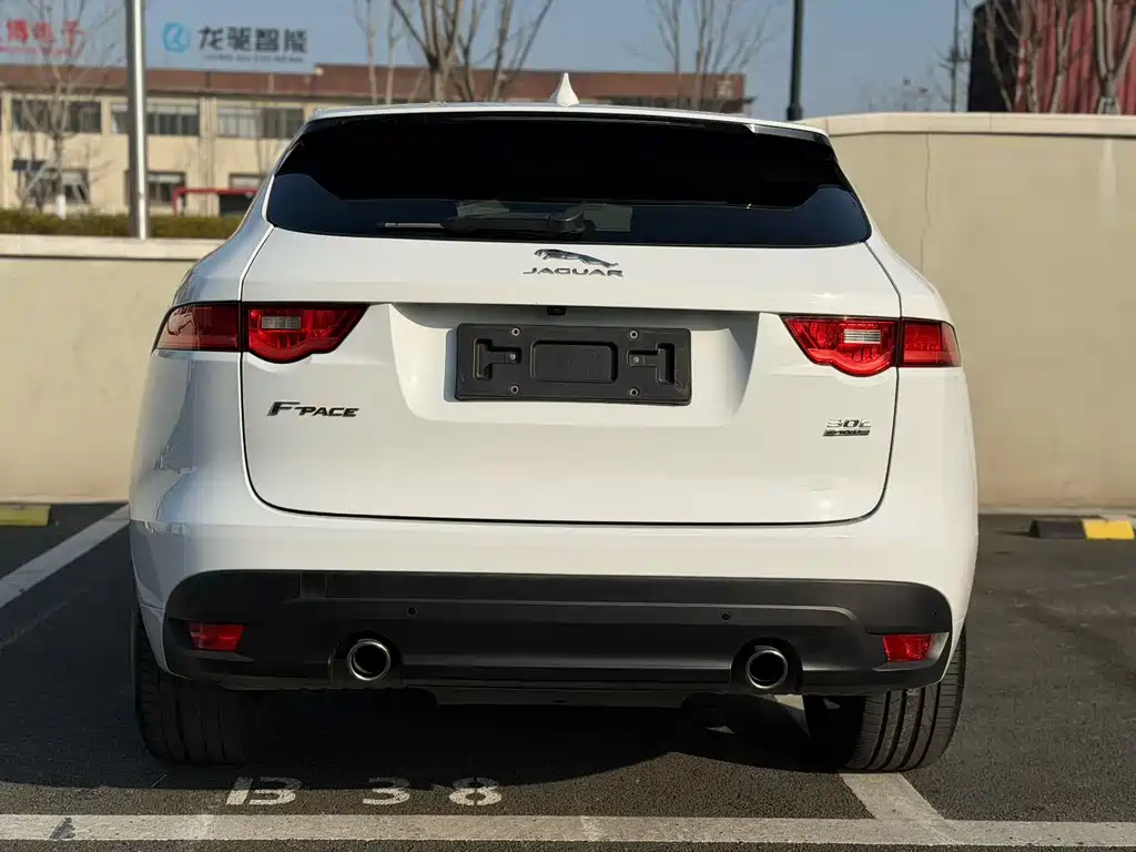JAGUAR F PACE