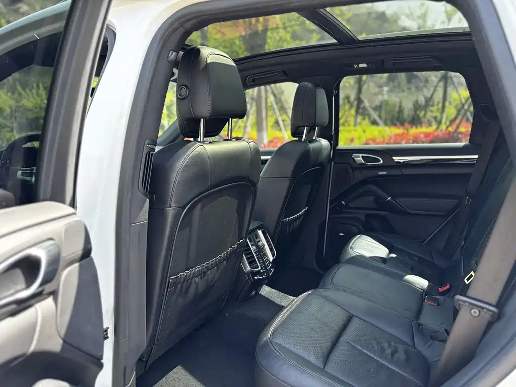 Porsche Cayenne 2011 Cayenne 3.0T