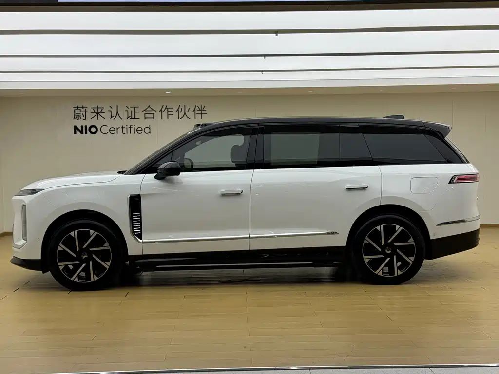 NIO 蔚来ES9 — миниатюра 5