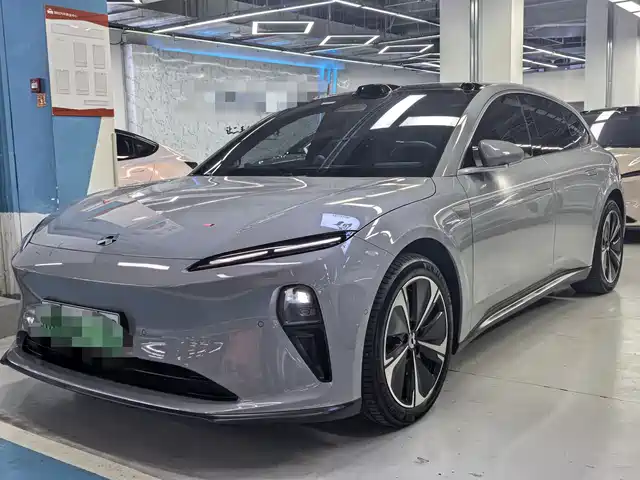 NIO NIO ET5T 2024