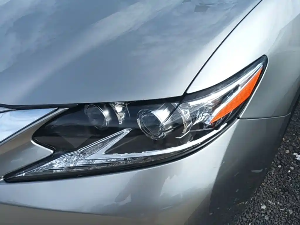 Lexus ES — миниатюра 24