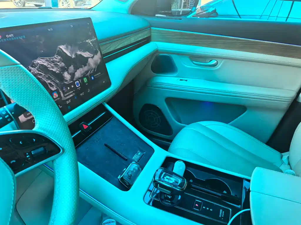 AITO AITO M7 — миниатюра 4