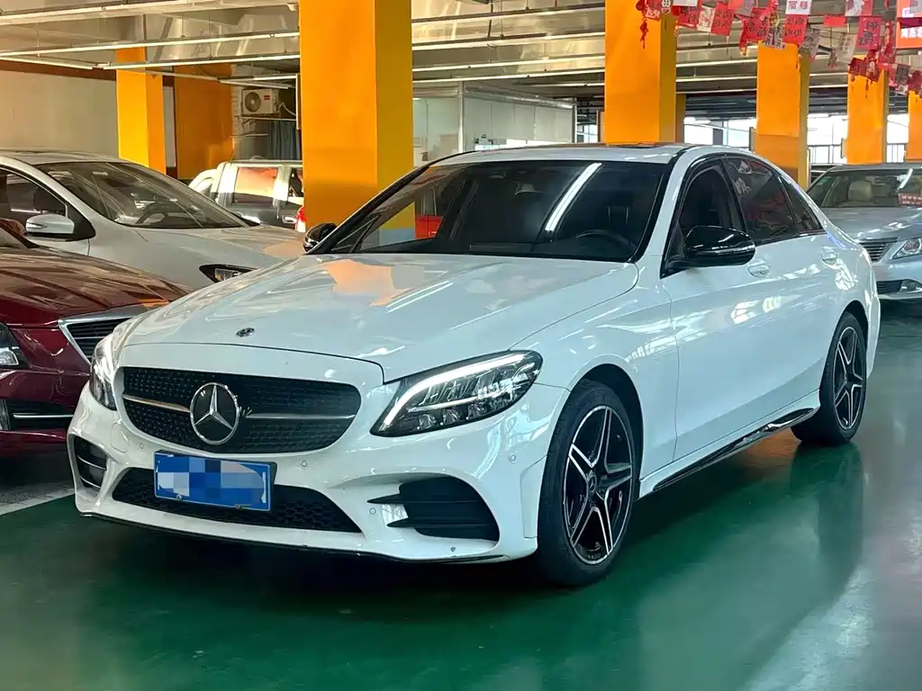 Mercedes-Benz C-Class 2021