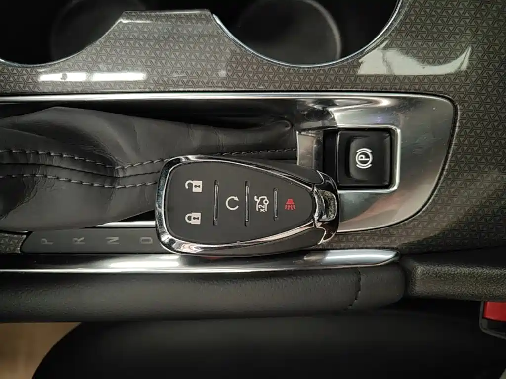 Chevrolet Malibu XL — миниатюра 9
