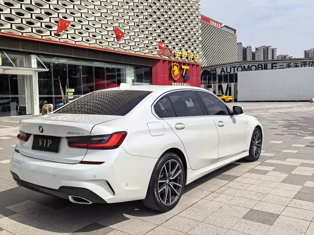 BMW 3 Series — миниатюра 7