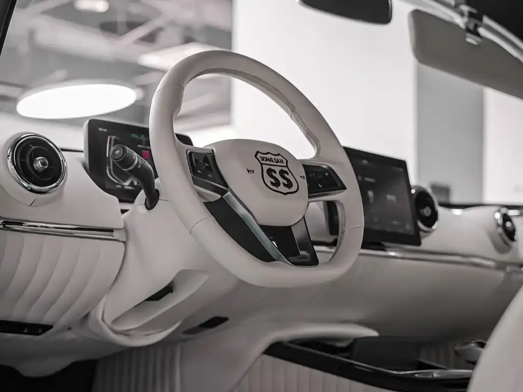 SONGSAN MOTORS SS DOLPHIN