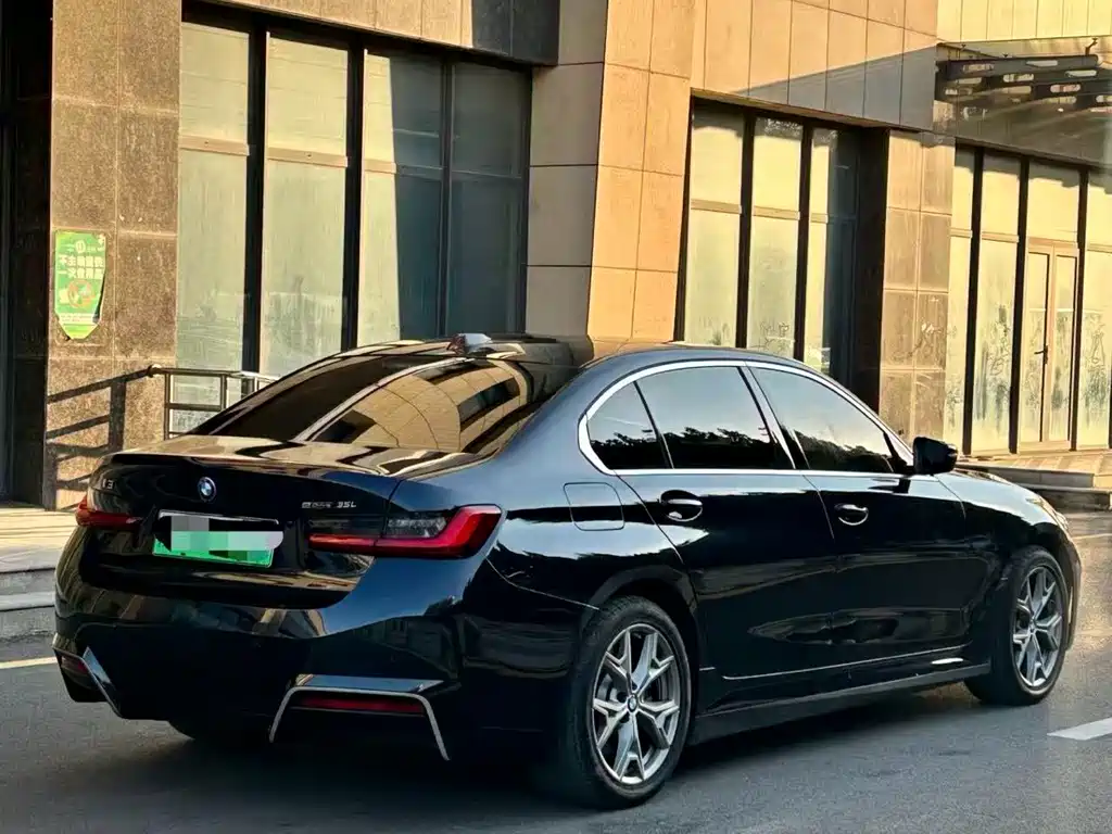 BMW i3 — миниатюра 4