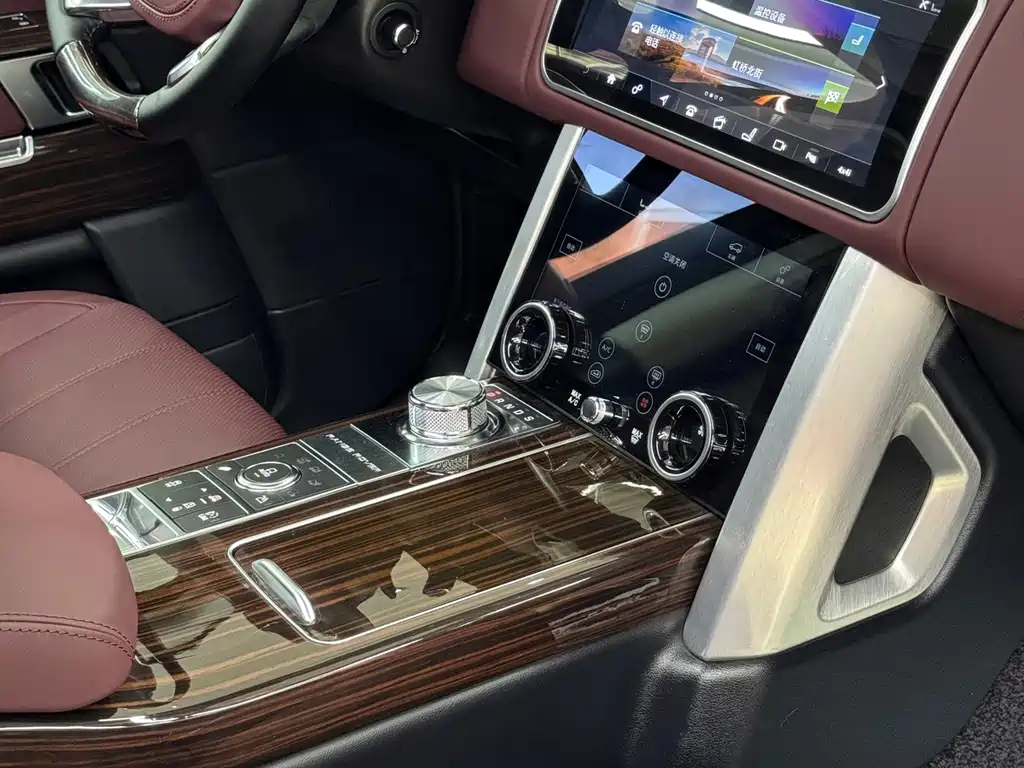 Land Rover Range Rover — миниатюра 9