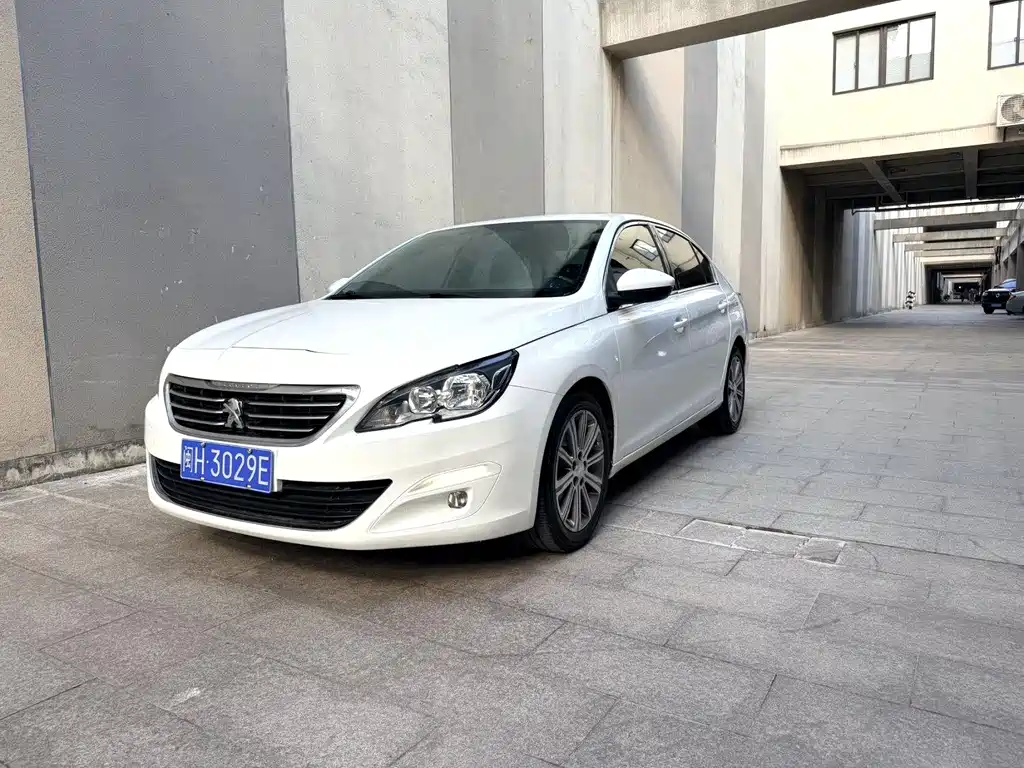 Купить Peugeot 408