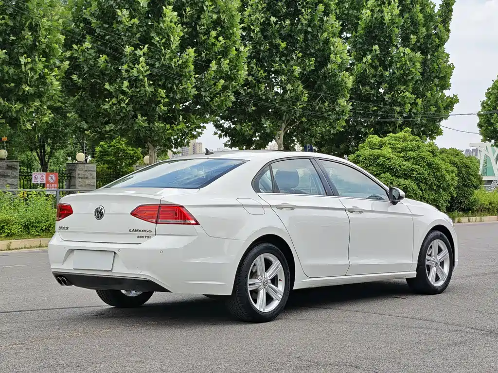 Volkswagen Lamando 2018 280TSI DSG Comfort
