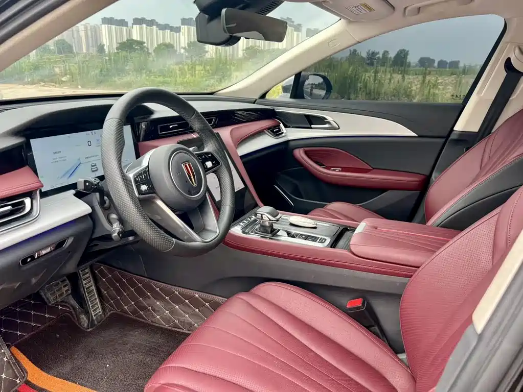 Hongqi H5 PHEV 2025 170