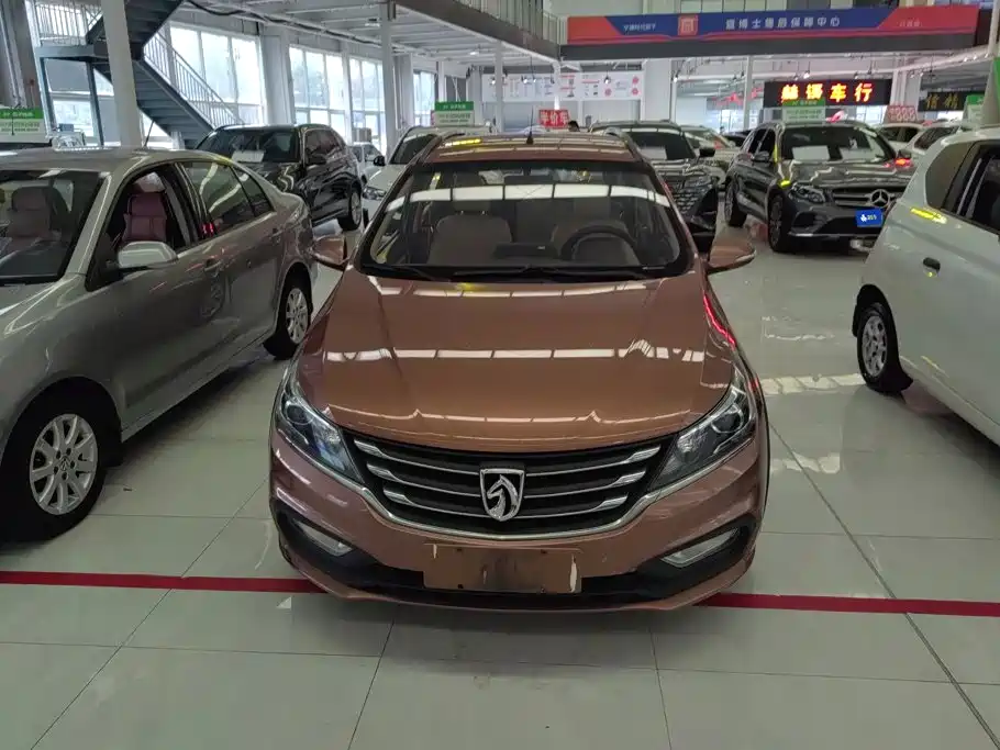Baojun 310W — миниатюра 2
