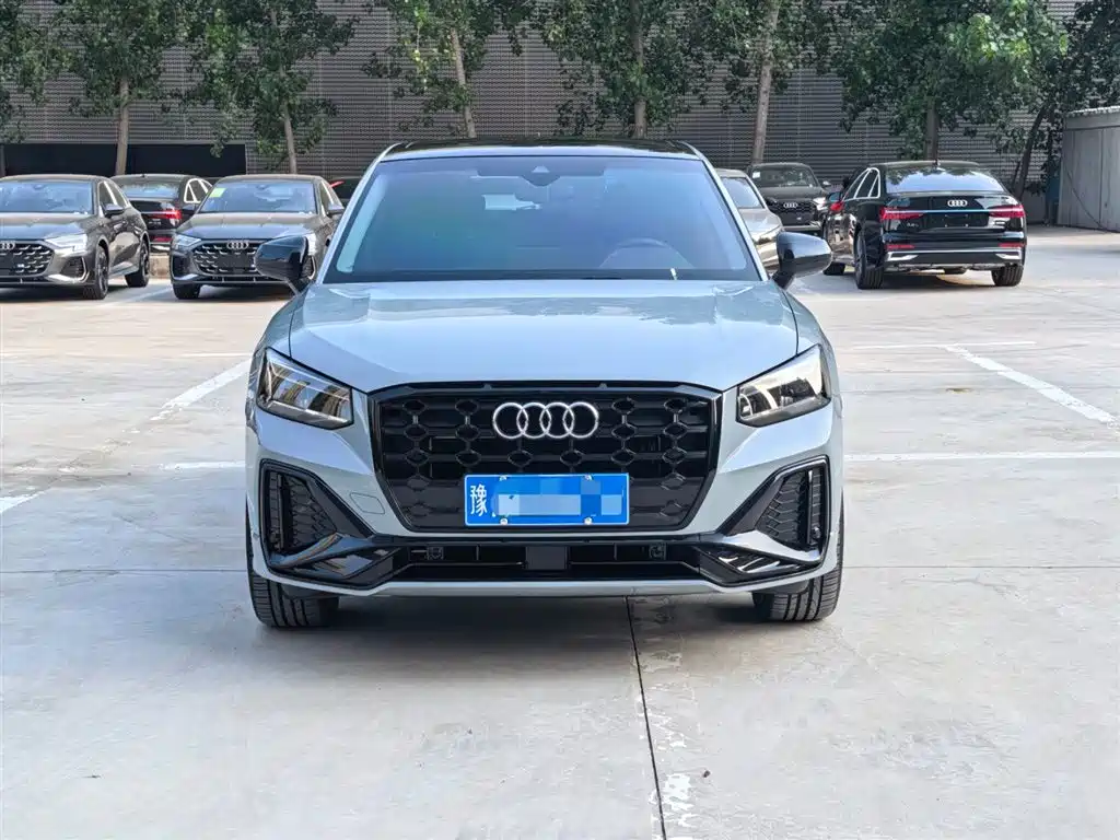 Audi Q2L 2022 35 TFSI Fashion