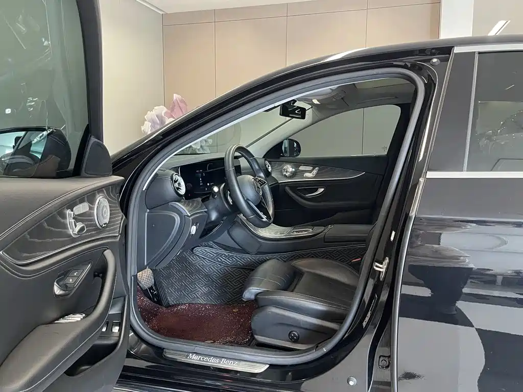 Mercedes-Benz E-Class New Energy — миниатюра 16