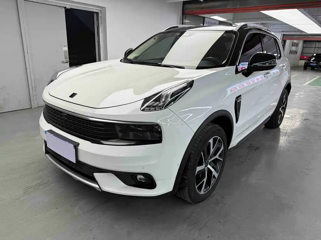 Lynk & Co 01 2018