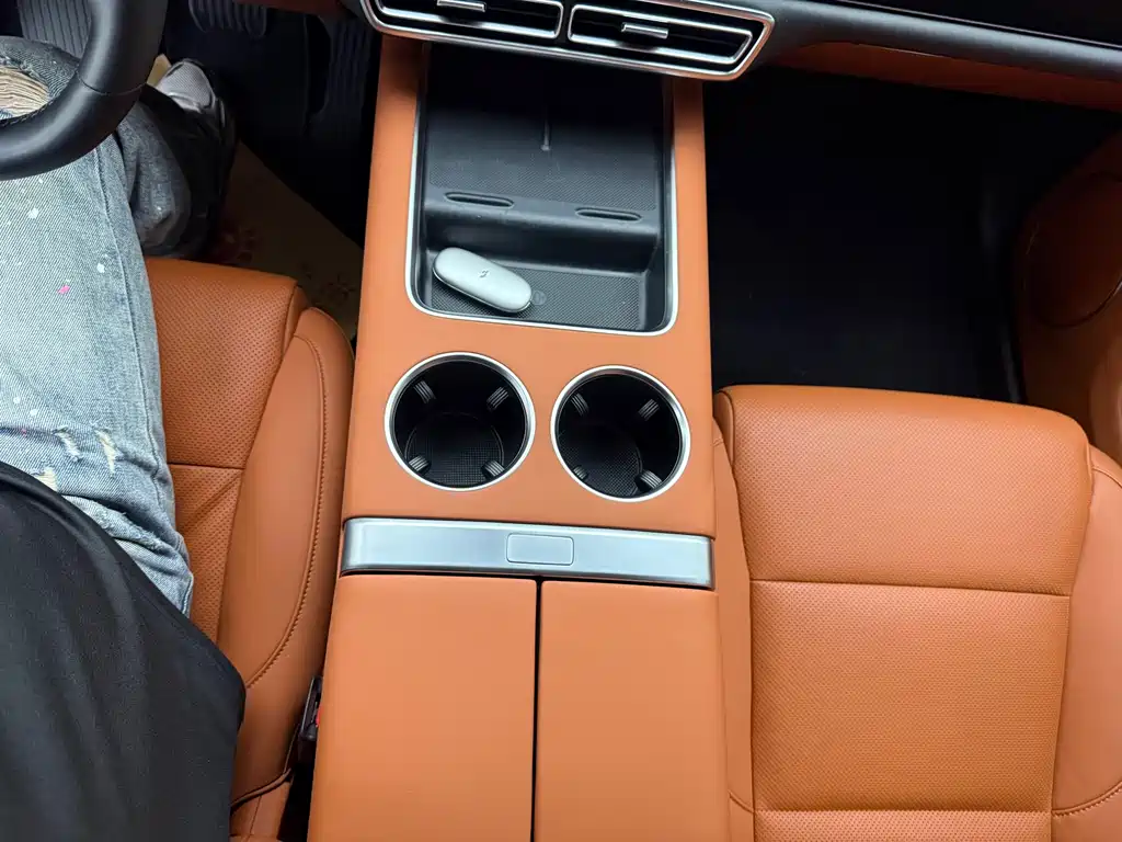 Li Auto Li L9 — миниатюра 9