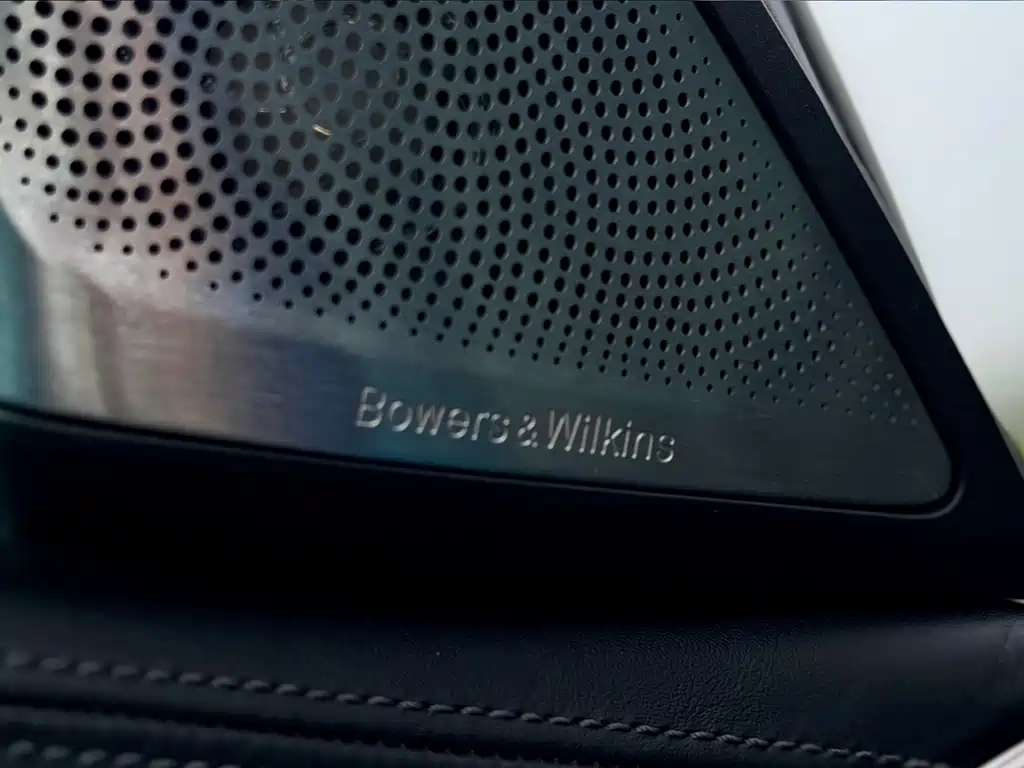 BMW M5 — миниатюра 8