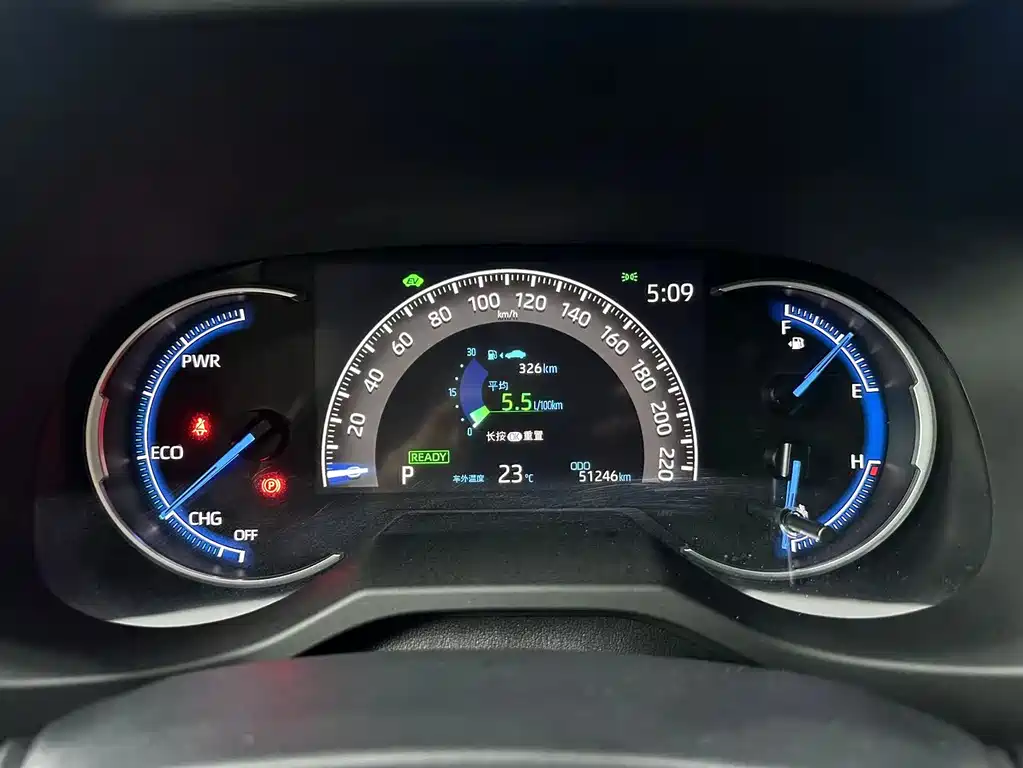 Toyota RAV4 — миниатюра 12
