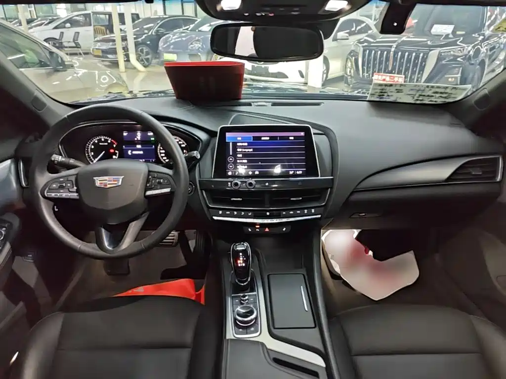 Cadillac CT5 — миниатюра 10