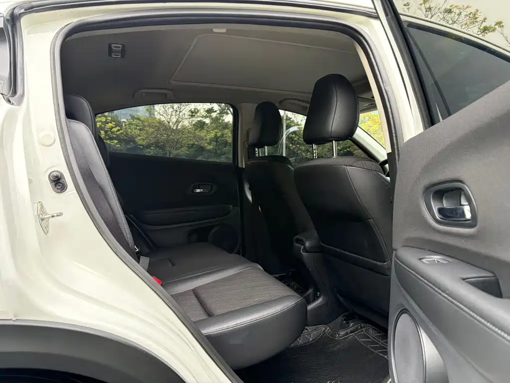 Honda Vezel — миниатюра 10