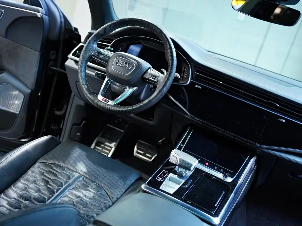 Audi RS Q8 — миниатюра 33