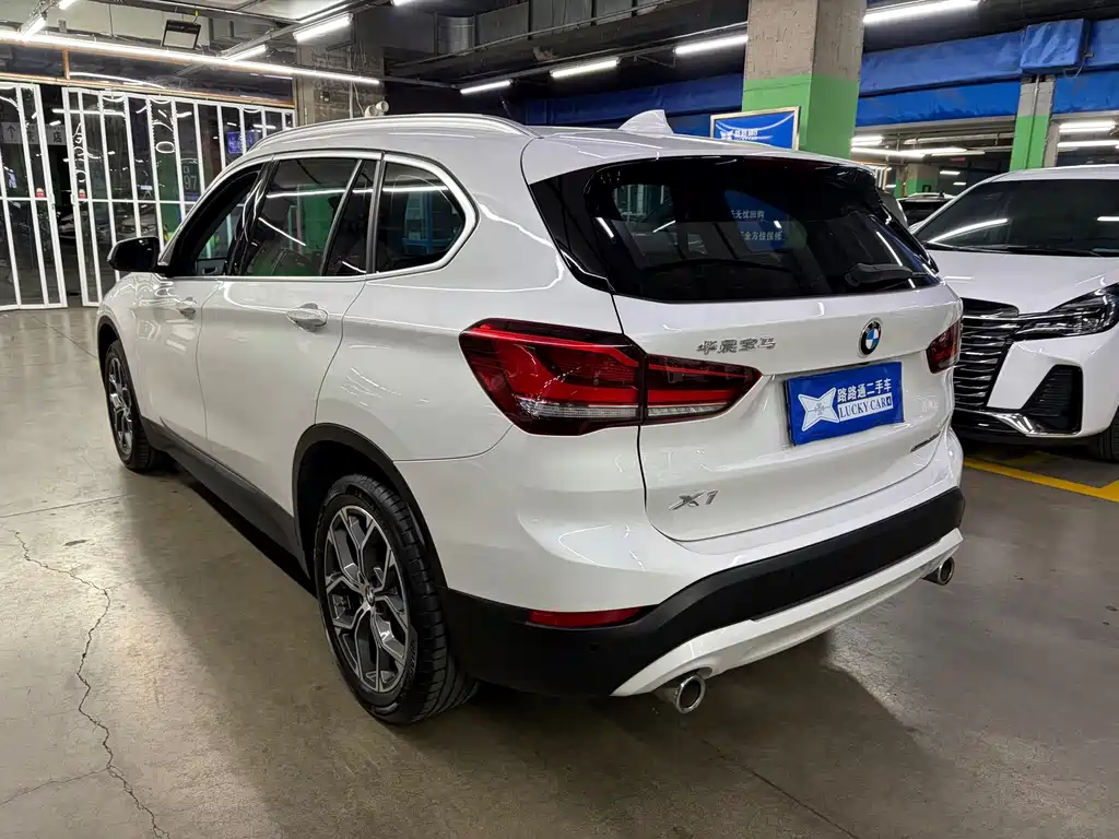 BMW X1 — миниатюра 6