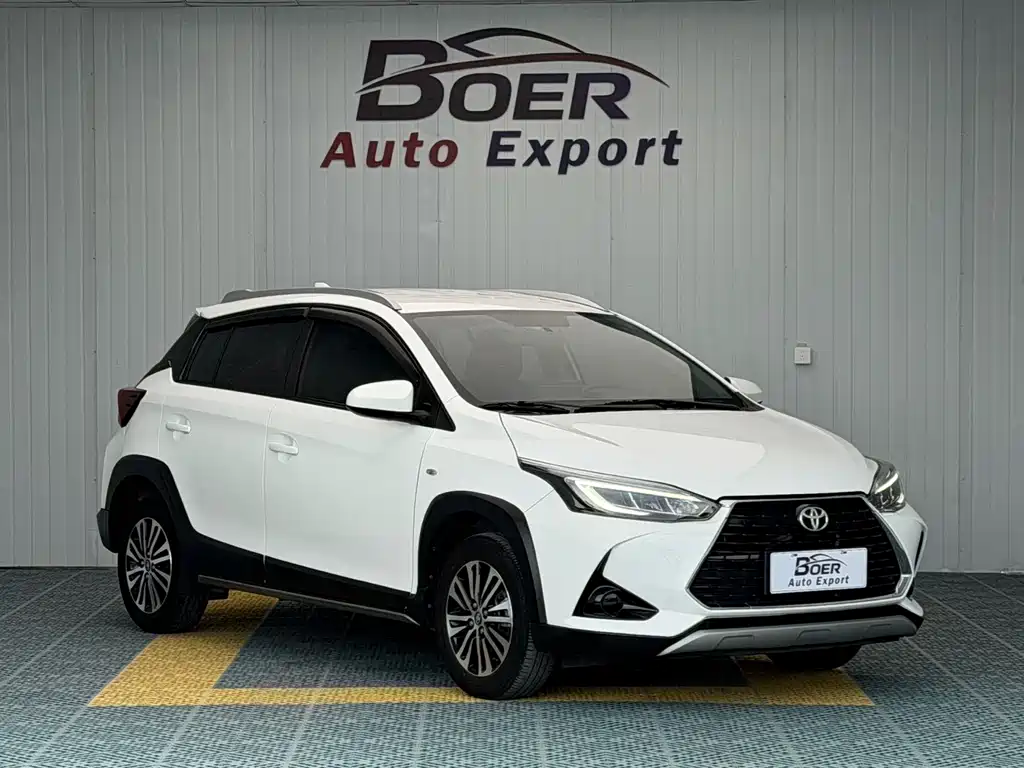 Toyota Yaris L — миниатюра 3