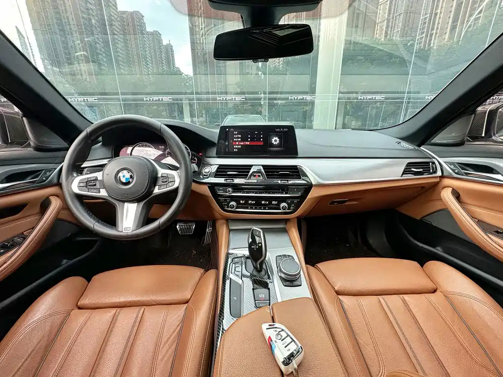 BMW 5 Series (Import) — миниатюра 9