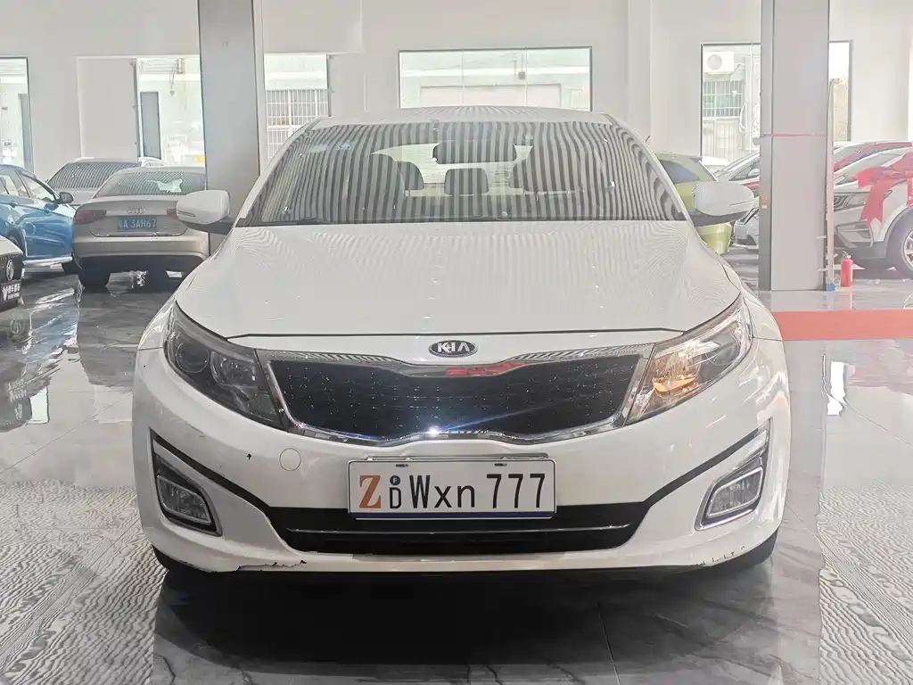 Kia K5 2015 2.0L AT GL