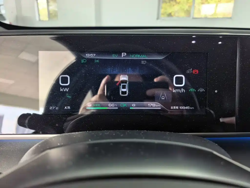 BYD Qin L — миниатюра 12
