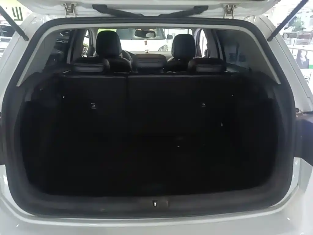 Volkswagen Golf — миниатюра 19
