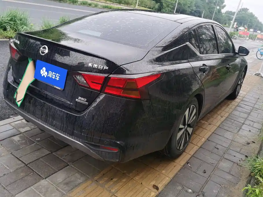 Nissan Teana — миниатюра 3