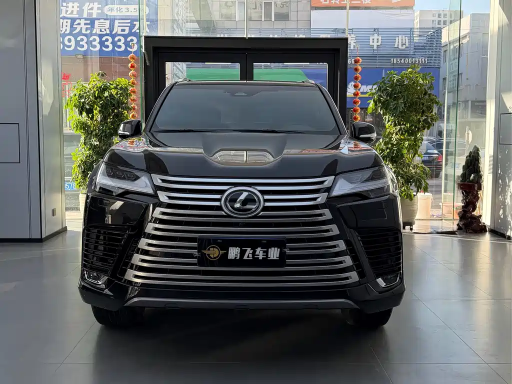Lexus LX — миниатюра 2