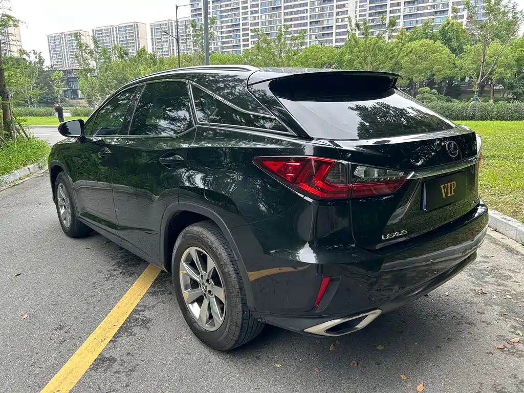 Lexus RX — миниатюра 5