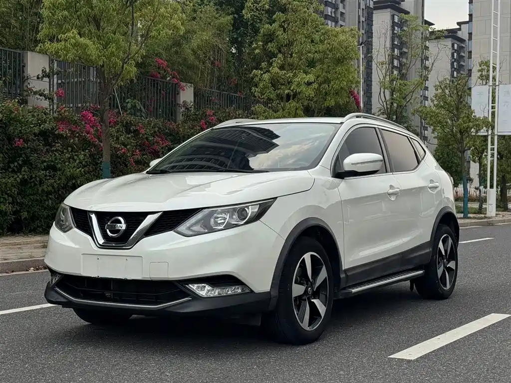 Купить Nissan Qashqai
