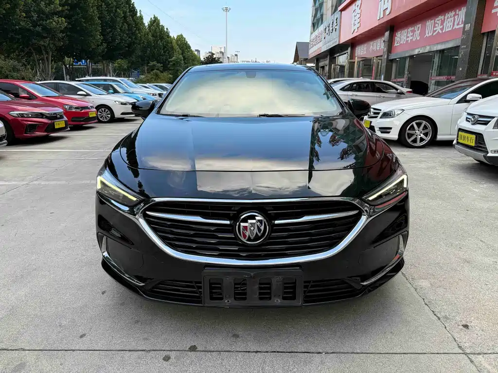 Buick LaCrosse — миниатюра 2