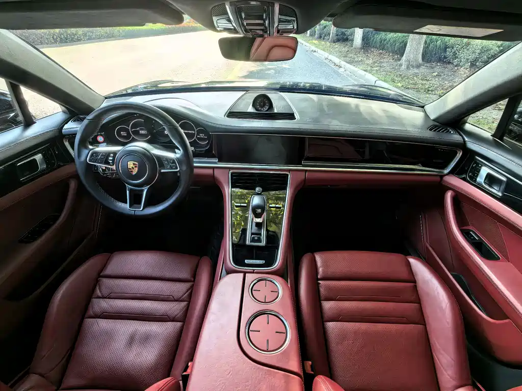 Porsche Panamera — миниатюра 11