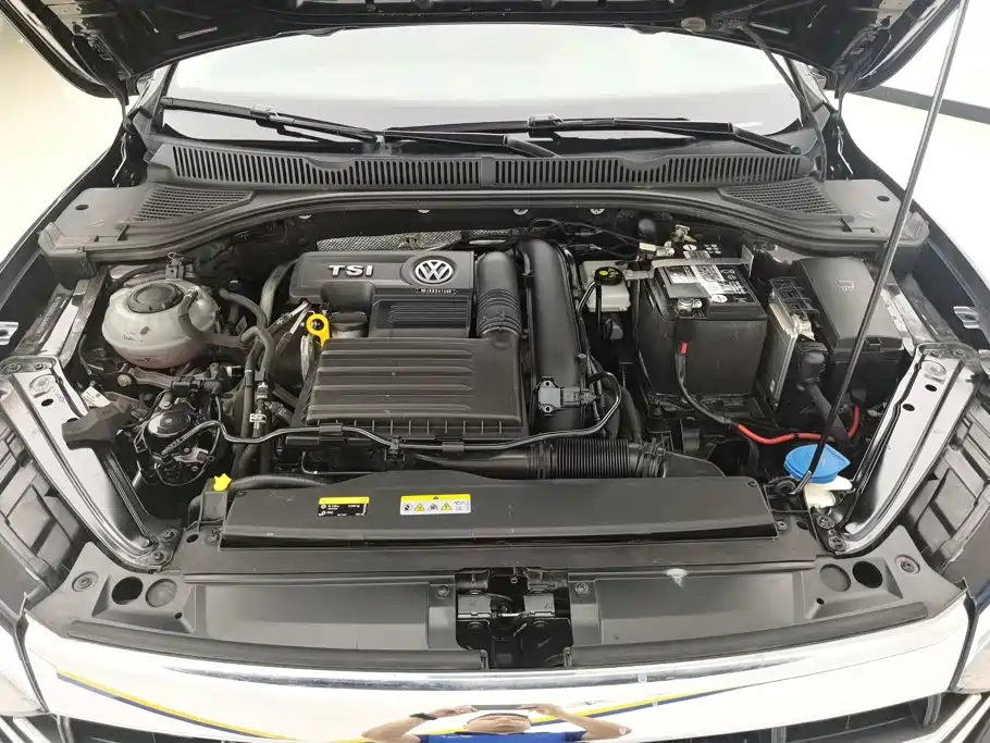 Volkswagen Sagitar — миниатюра 10