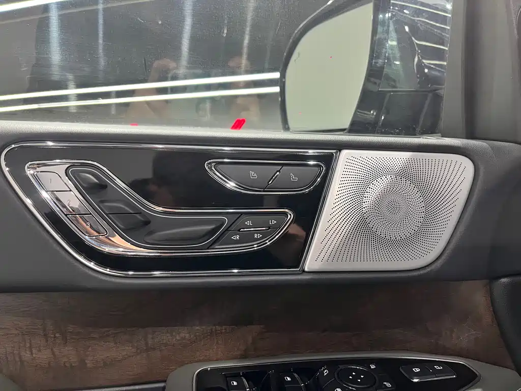 Lincoln Navigator 2024 3.5T
