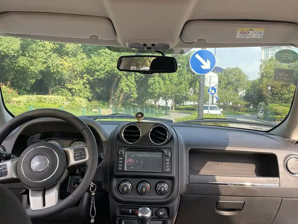 Jeep Patriot — миниатюра 18