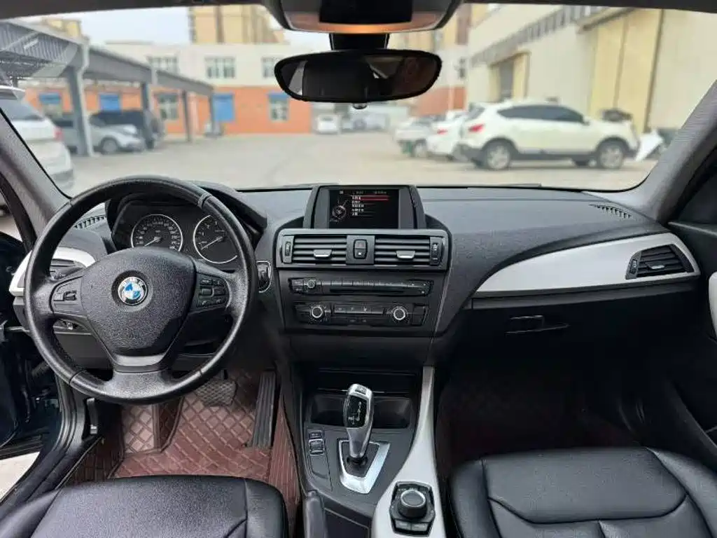 BMW 1 Series (Import) — миниатюра 9