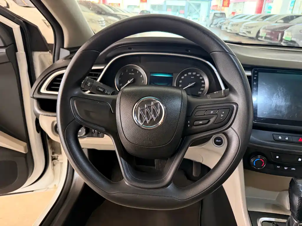 Buick Excelle — миниатюра 21