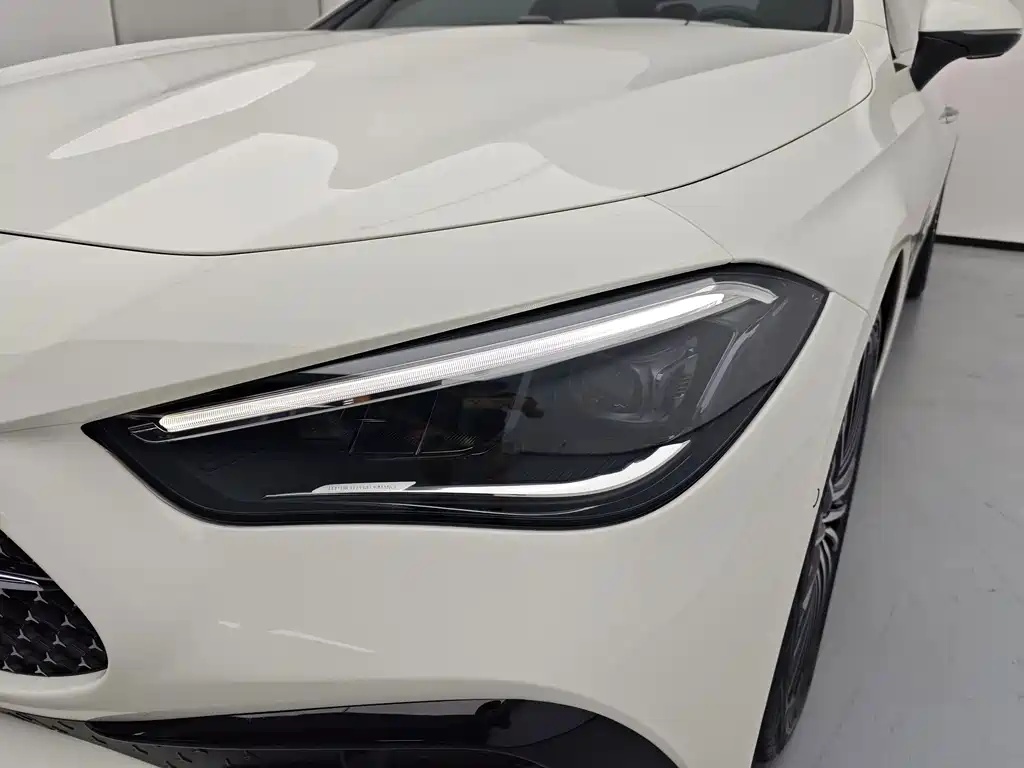 Mercedes-Benz CLE — миниатюра 10