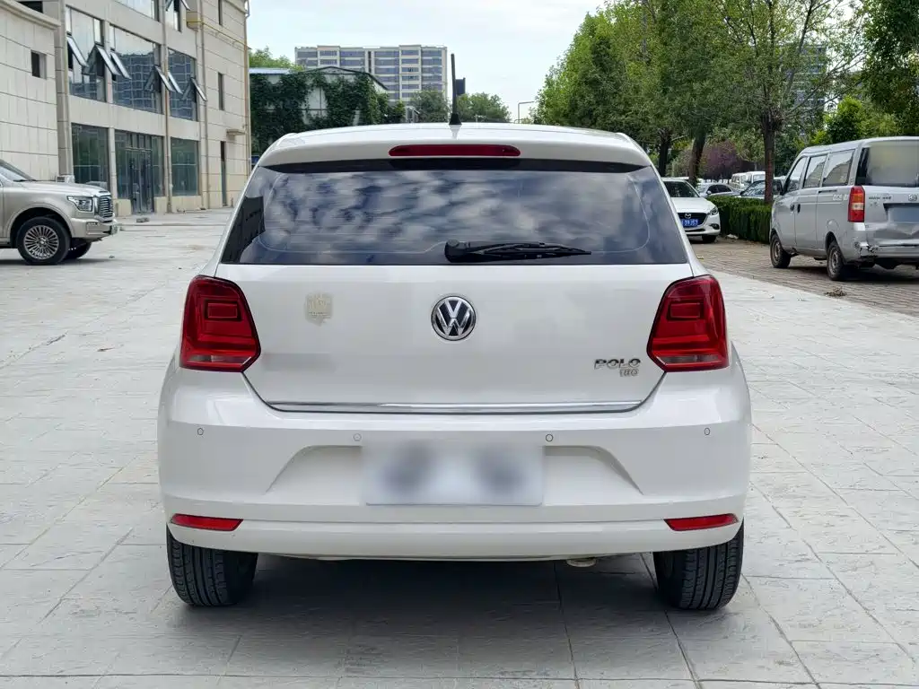 Volkswagen Polo — миниатюра 13