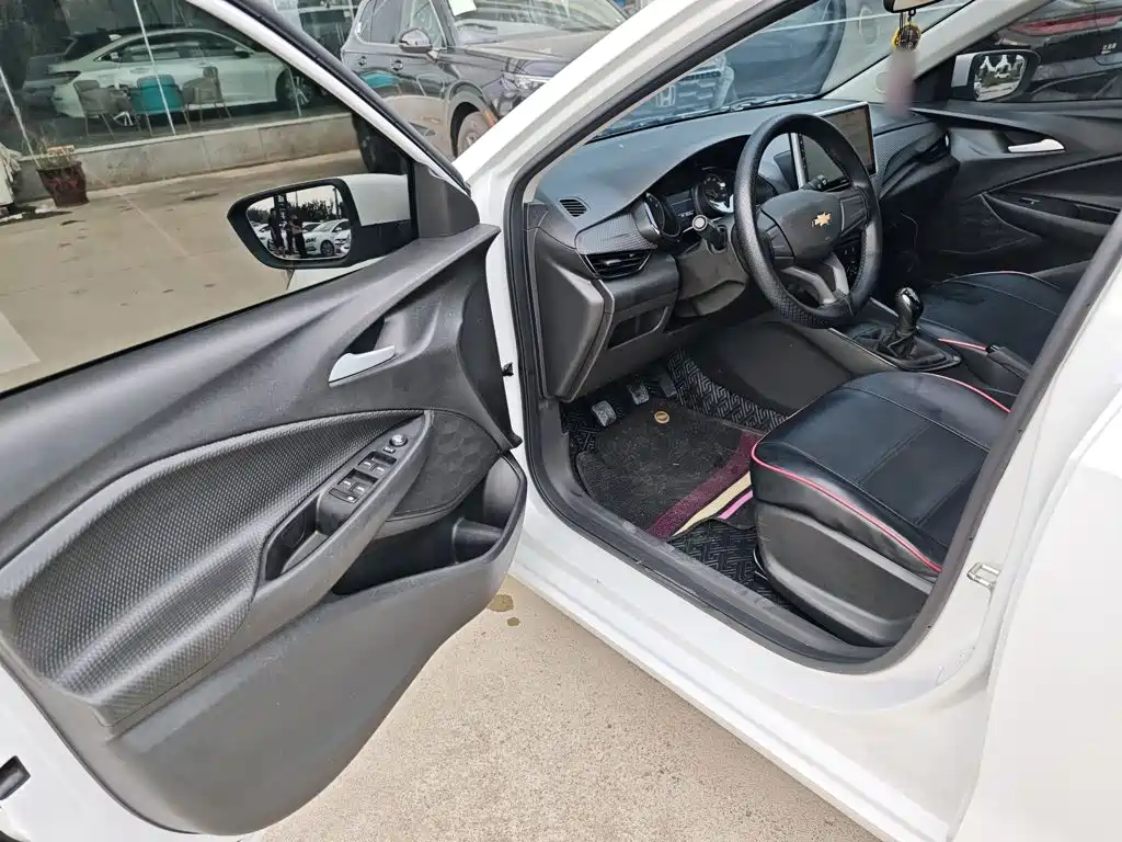 Chevrolet Cavalier — миниатюра 16