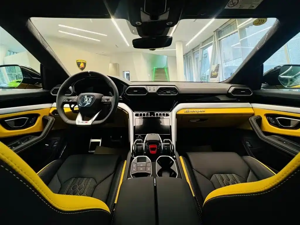 Lamborghini Urus 2023 4.0T V8 S