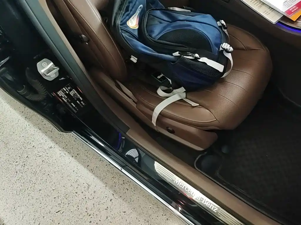 Mercedes-Benz E-Class — миниатюра 25