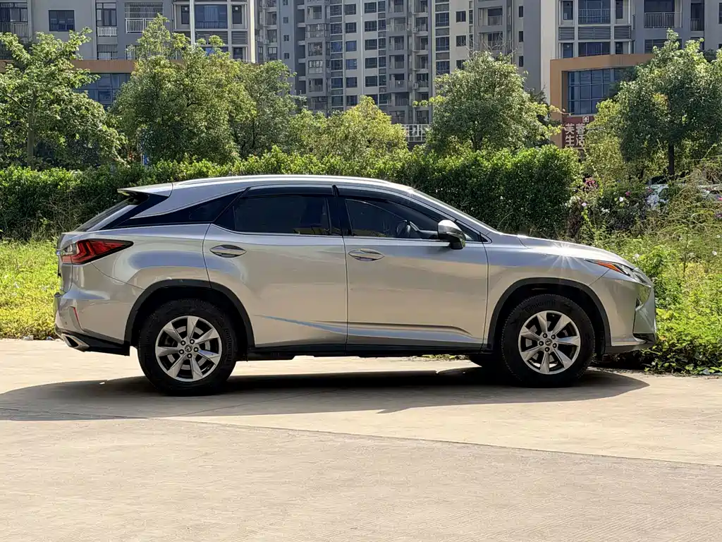 Lexus RX — миниатюра 2